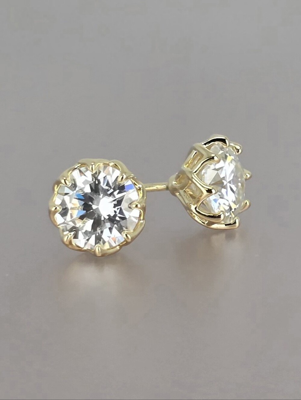 14k Gold-Filled 4.0tcw Moissanite Stud Earrings